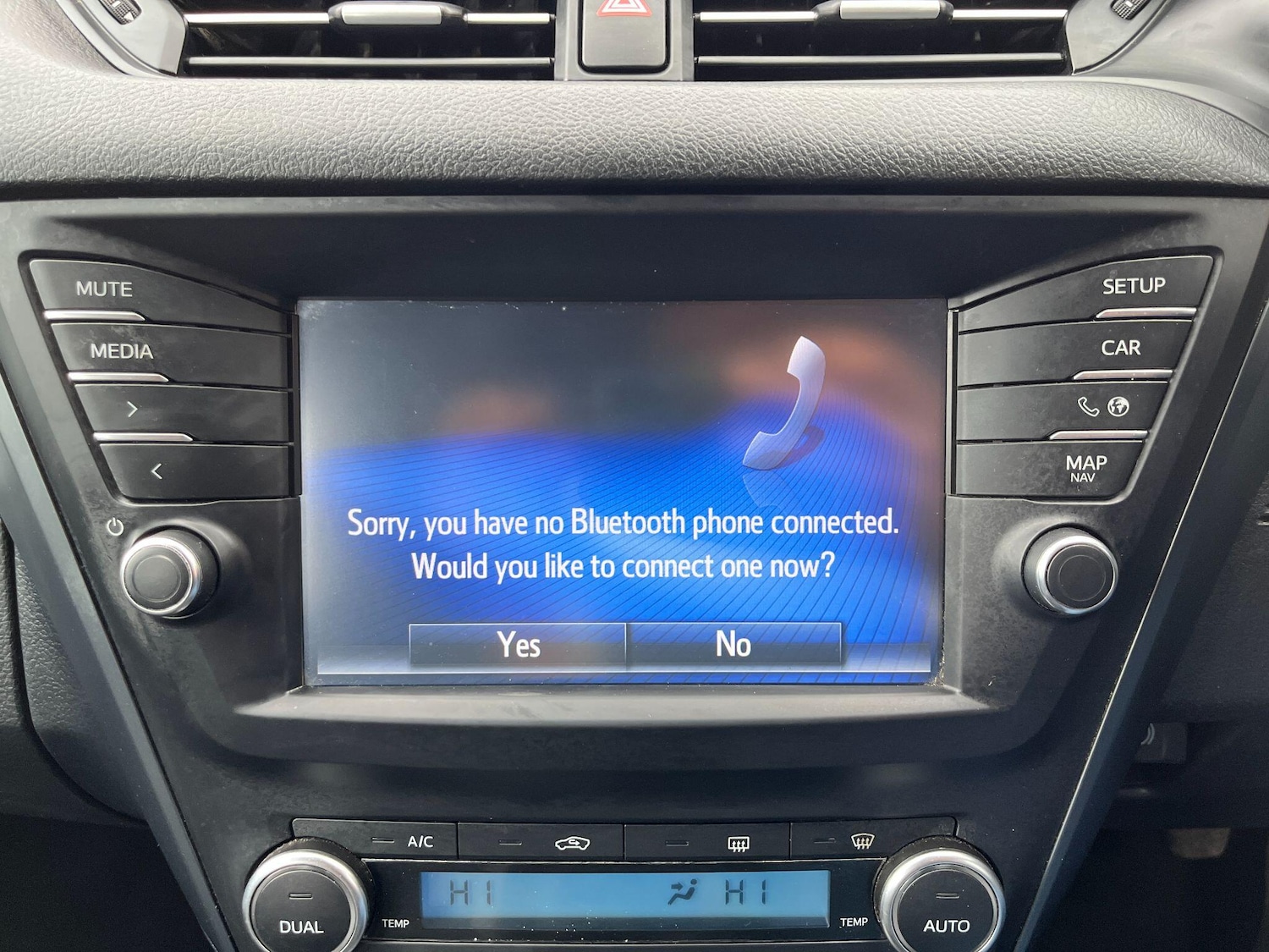 Used Toyota Avensis 2016 for sale - 75915871: Photo 25