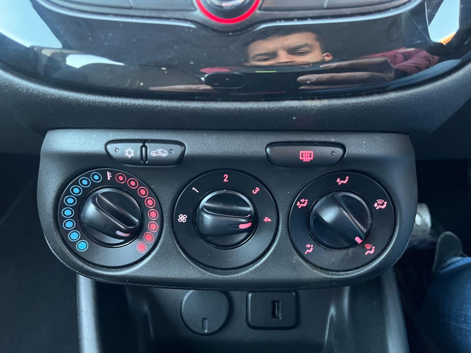 Used Vauxhall Corsa 2016 for sale - 77097731: Photo 27