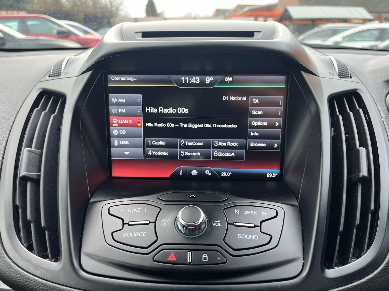 Used Ford Kuga 2016 for sale - 77191403: Photo 26