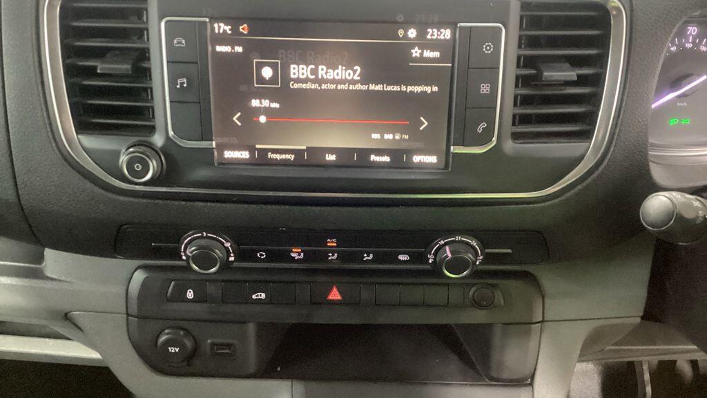 Used Vauxhall Vivaro 2022 for sale - 76728527: Photo 13