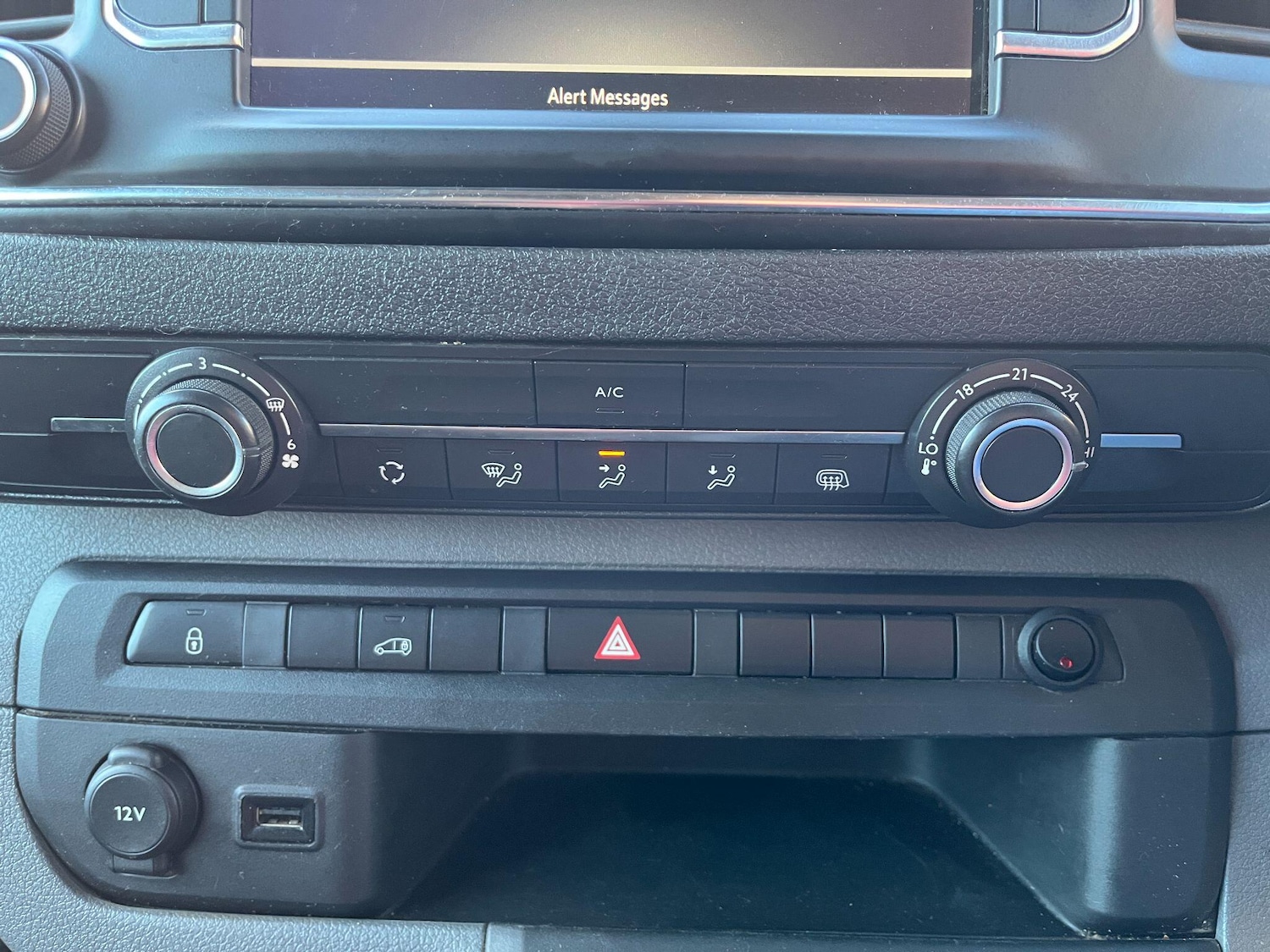 Used Vauxhall Vivaro 2022 for sale - 76728527: Photo 28