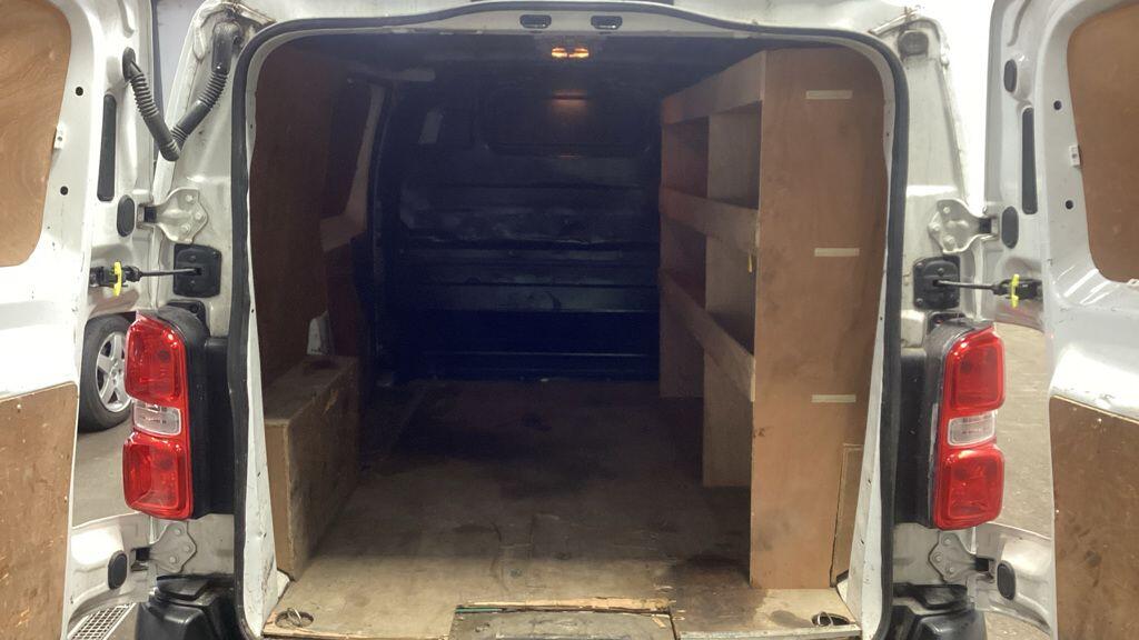 Used Vauxhall Vivaro 2022 for sale - 76728527: Photo 9