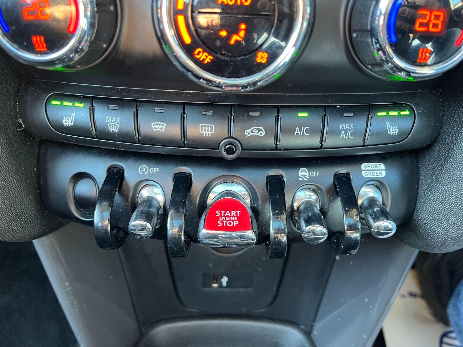 Used MINI Hatch 2018 for sale - 77496838: Photo 34