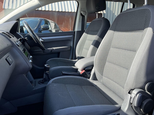 Used Volkswagen Touran 2013 for sale - 74336714: Photo 15