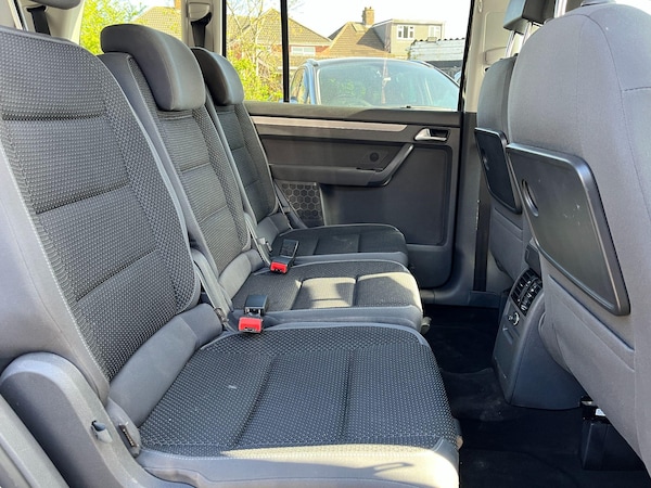Used Volkswagen Touran 2013 for sale - 74336714: Photo 17