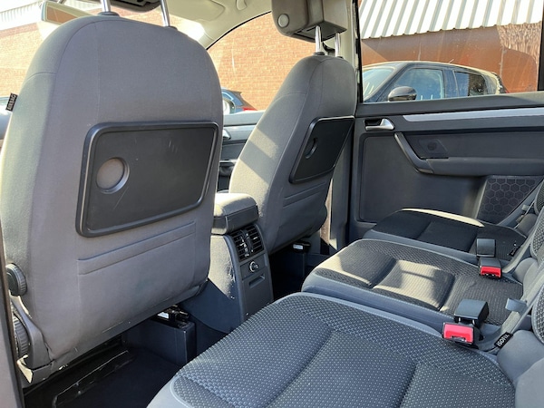 Used Volkswagen Touran 2013 for sale - 74336714: Photo 21