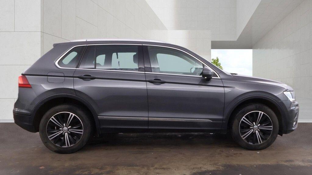 Used Volkswagen Tiguan 2017 for sale - 78170665: Photo 7