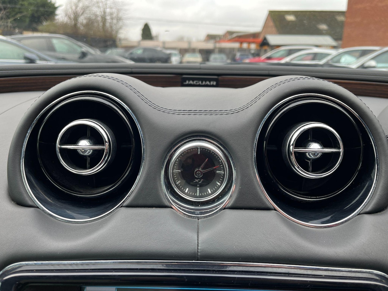 Used Jaguar XJ 2014 for sale - 77440695: Photo 27