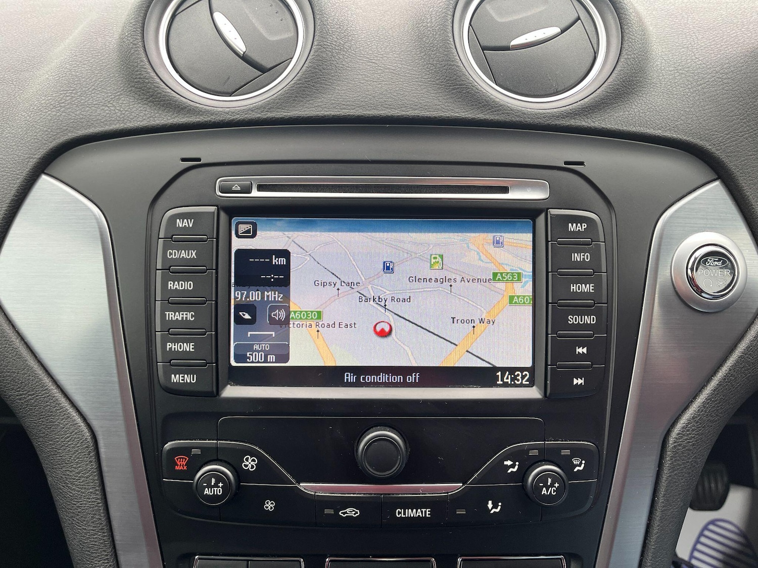 Used Ford Mondeo 2014 for sale - 76408608: Photo 24