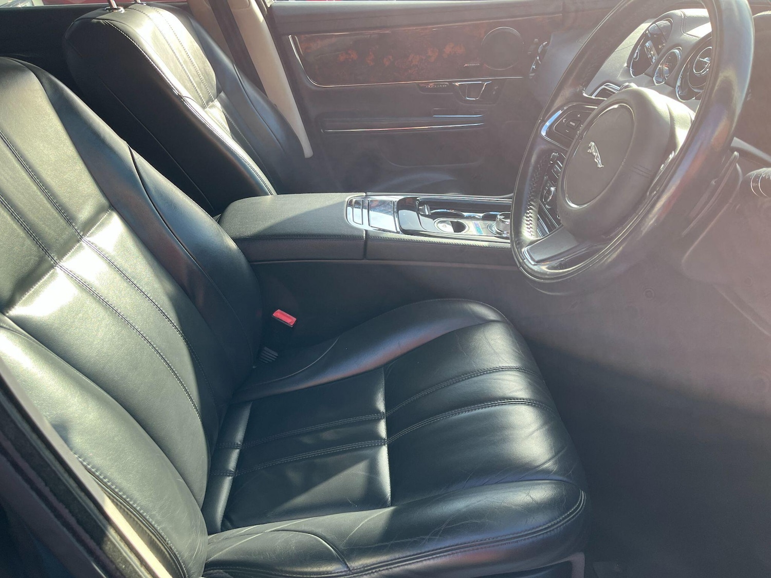 Used Jaguar XJ 2015 for sale - 76398740: Photo 13