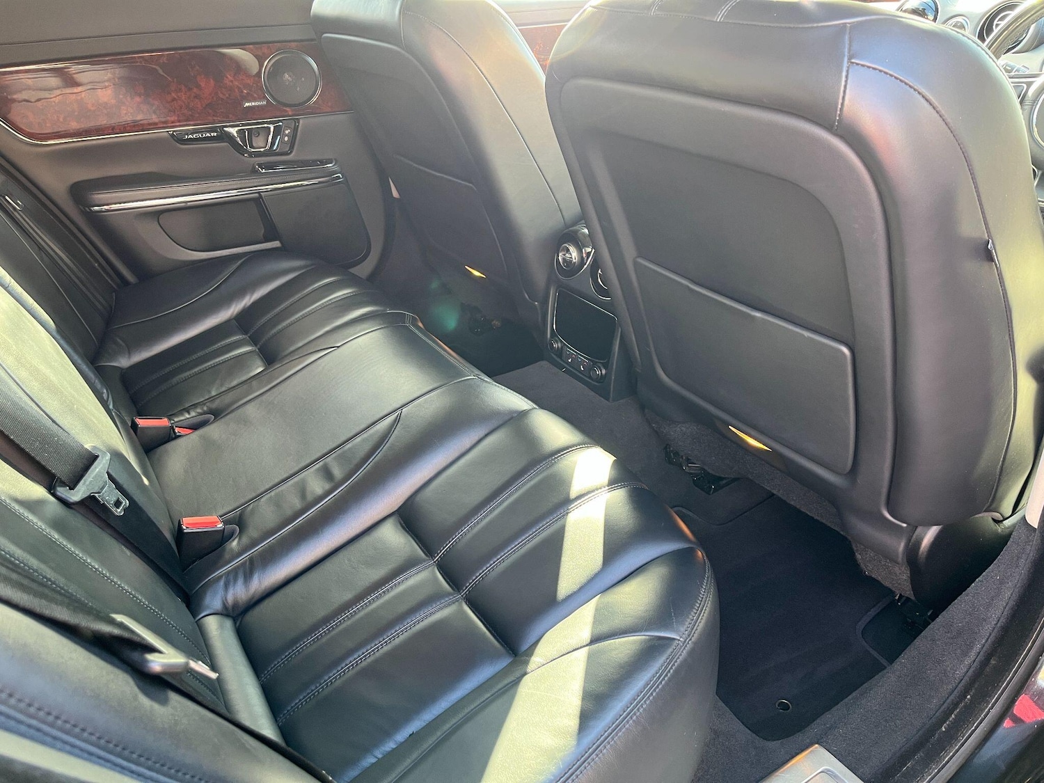 Used Jaguar XJ 2015 for sale - 76398740: Photo 14