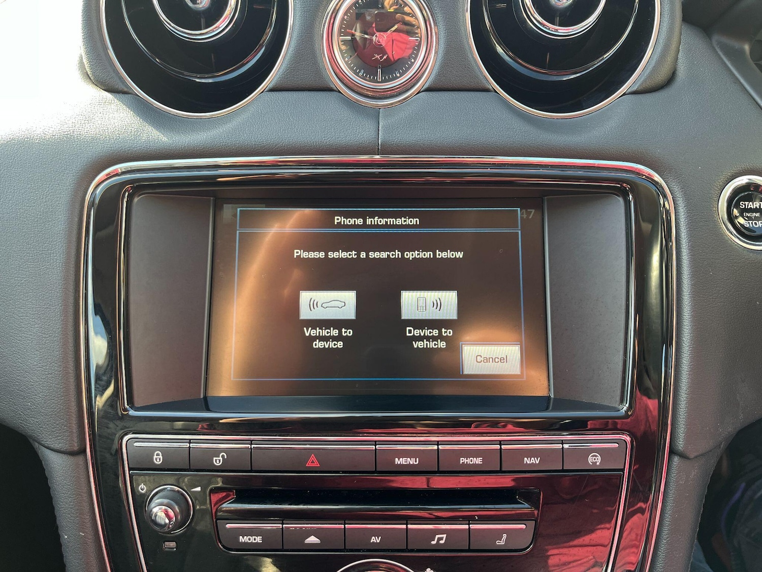 Used Jaguar XJ 2015 for sale - 76398740: Photo 32