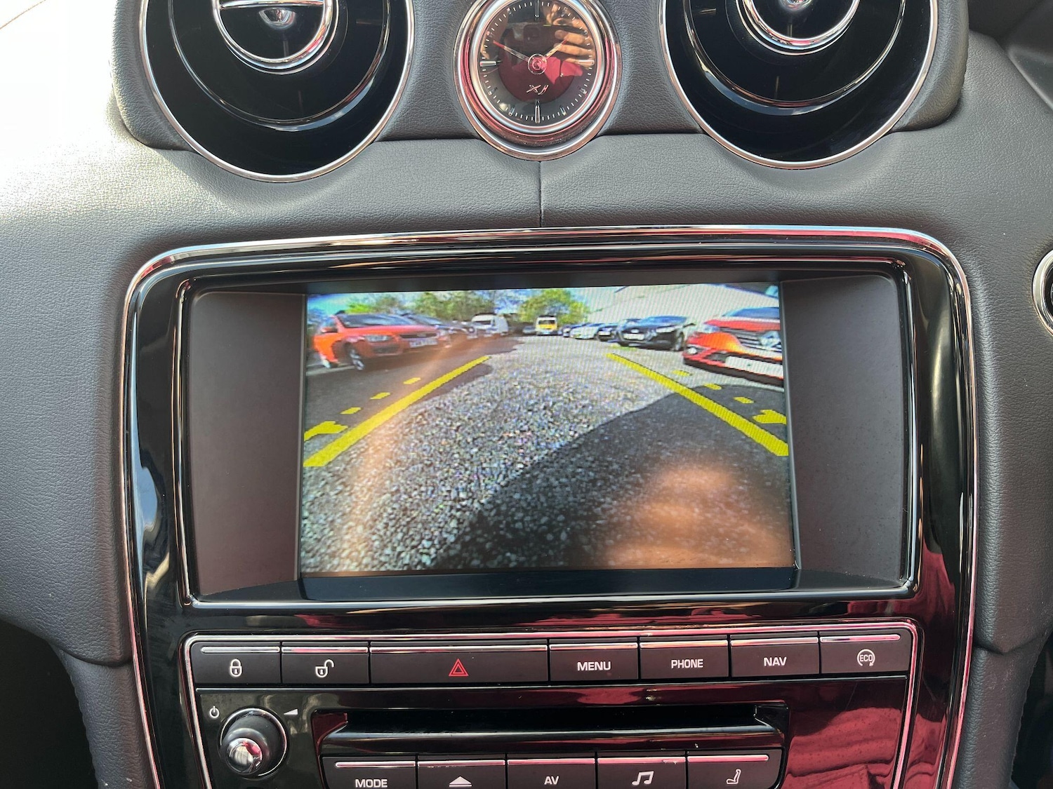 Used Jaguar XJ 2015 for sale - 76398740: Photo 39