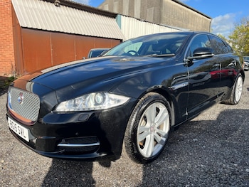 Used Jaguar XJ 2015 for sale - 76398740: Photo