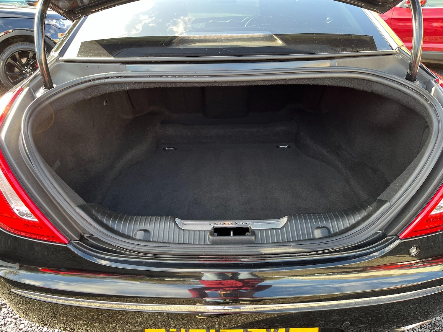 Used Jaguar XJ 2015 for sale - 76398740: Photo 40