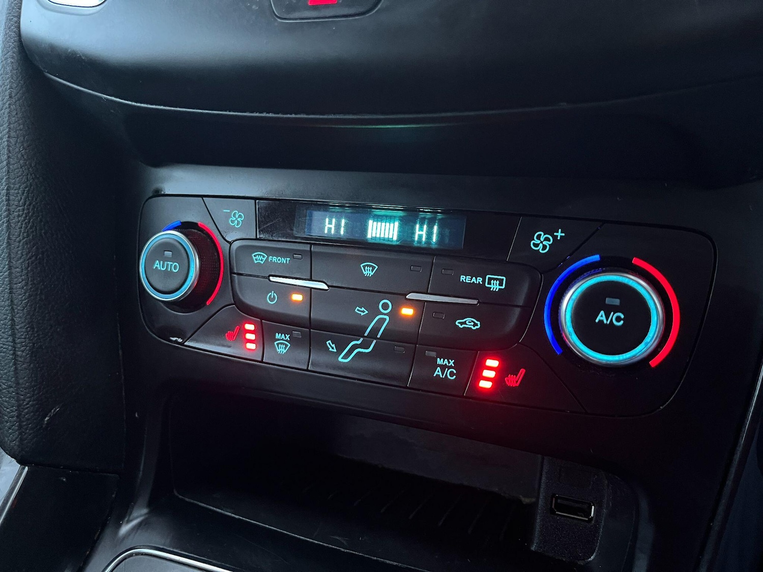 Used Ford Focus 2017 for sale - 76473433: Photo 30