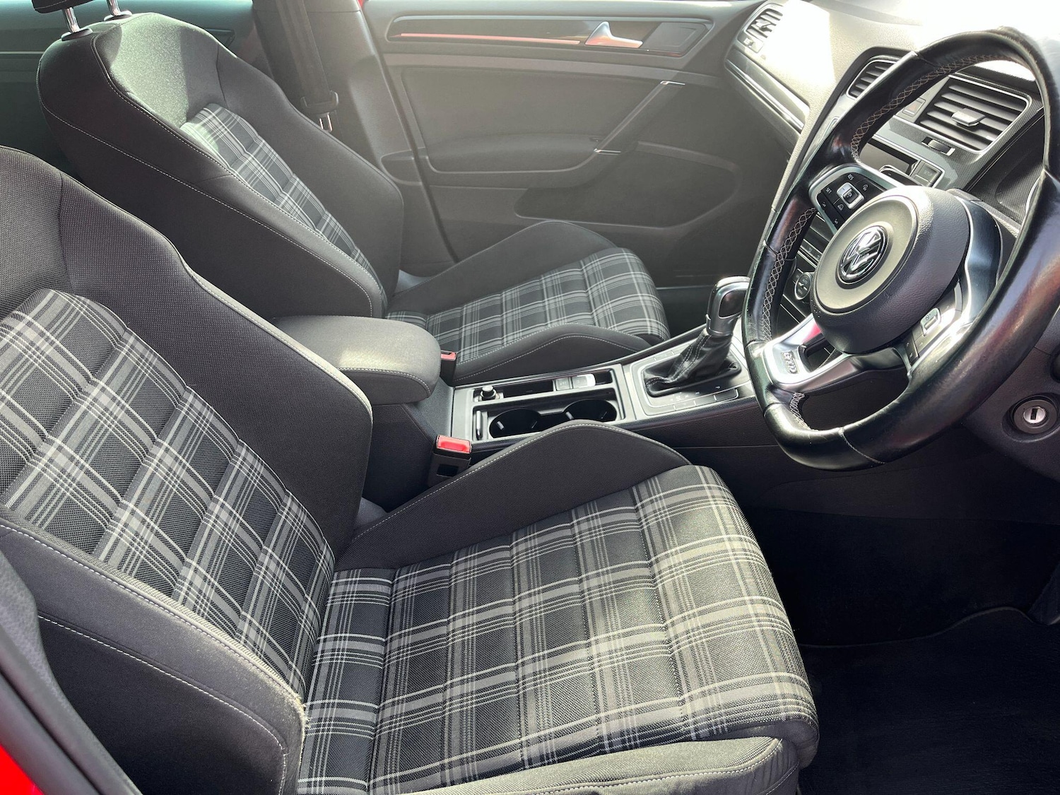 Used Volkswagen Golf 2015 for sale - 77586311: Photo 11