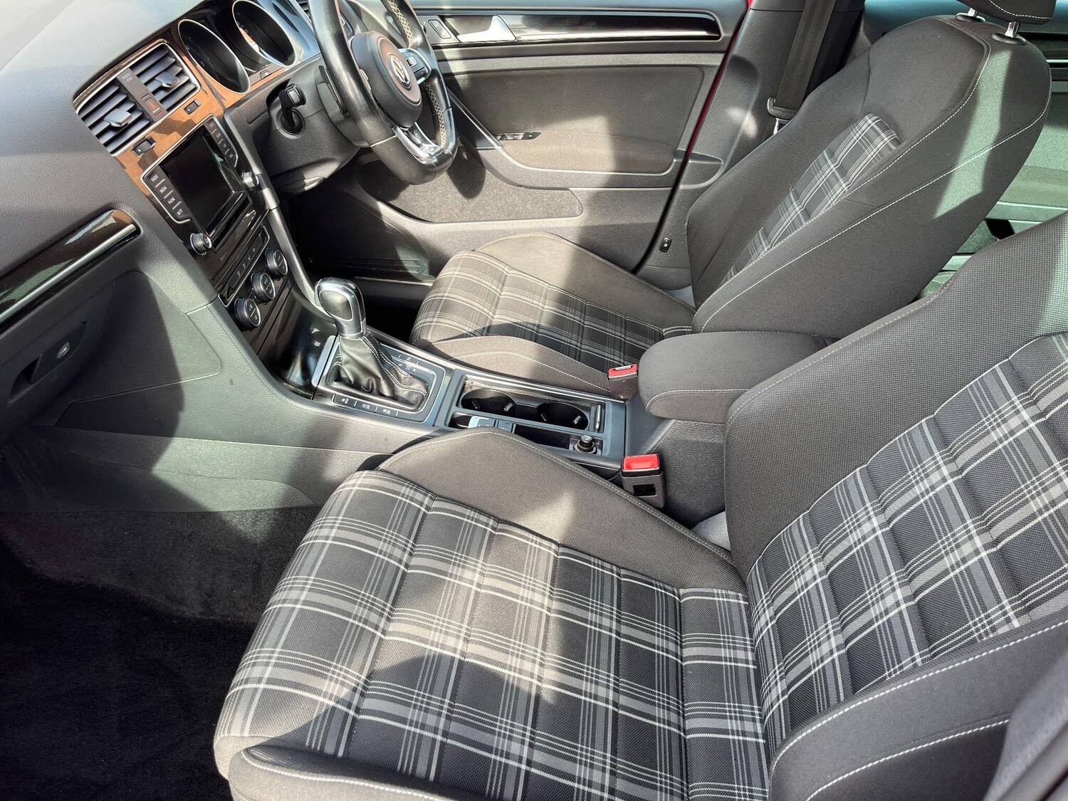 Used Volkswagen Golf 2015 for sale - 77586311: Photo 17