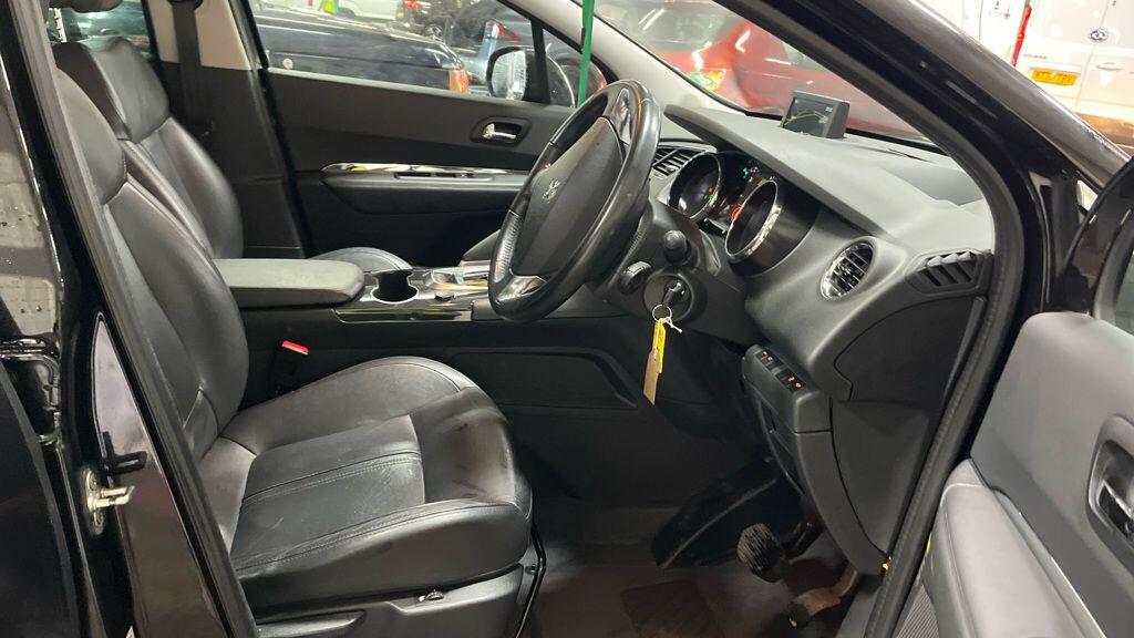 Used Peugeot 3008 2016 for sale - 77838709: Photo 11