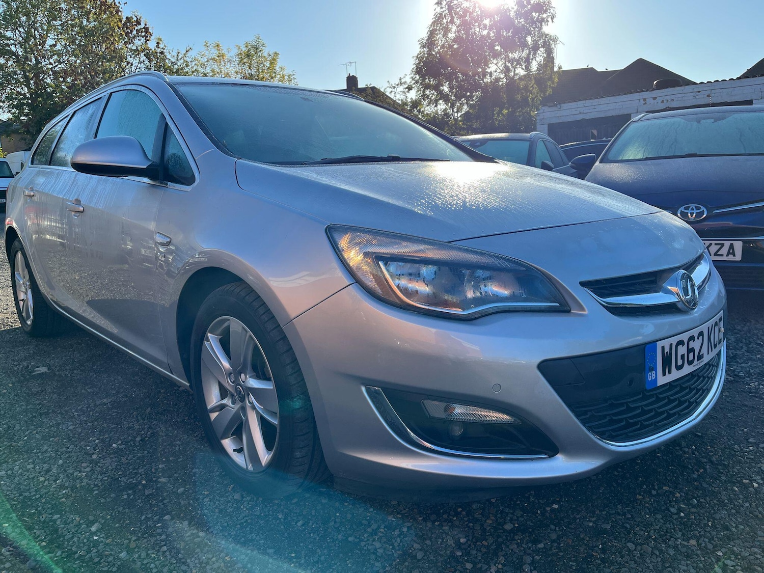 Used Vauxhall Astra 2013 for sale - 76122351: Photo 1