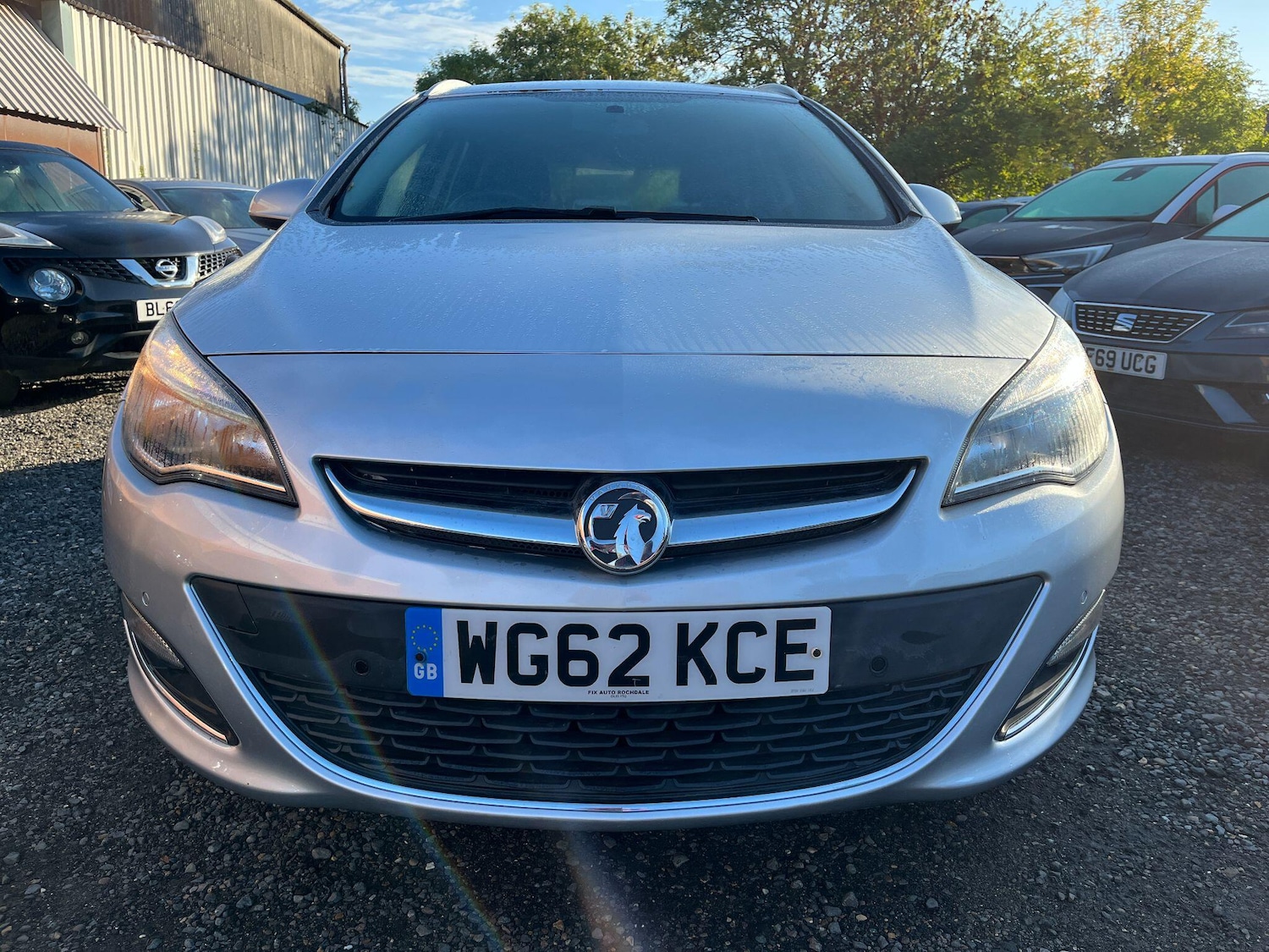 Used Vauxhall Astra 2013 for sale - 76122351: Photo 2