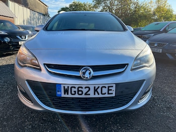 Used Vauxhall Astra 2013 for sale - 76122351: Photo
