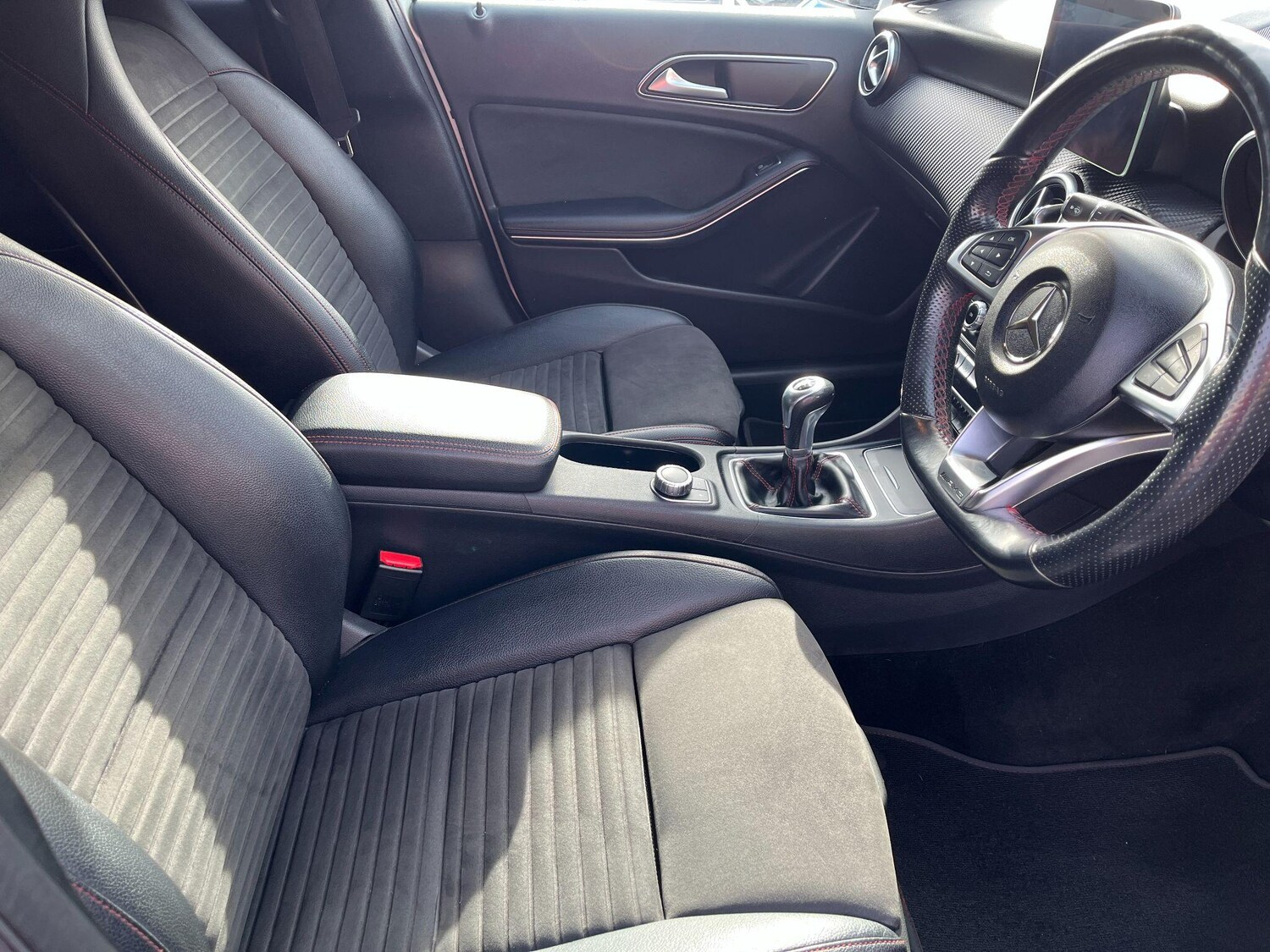 Used Mercedes-Benz A-Class 2016 for sale - 77586388: Photo 11