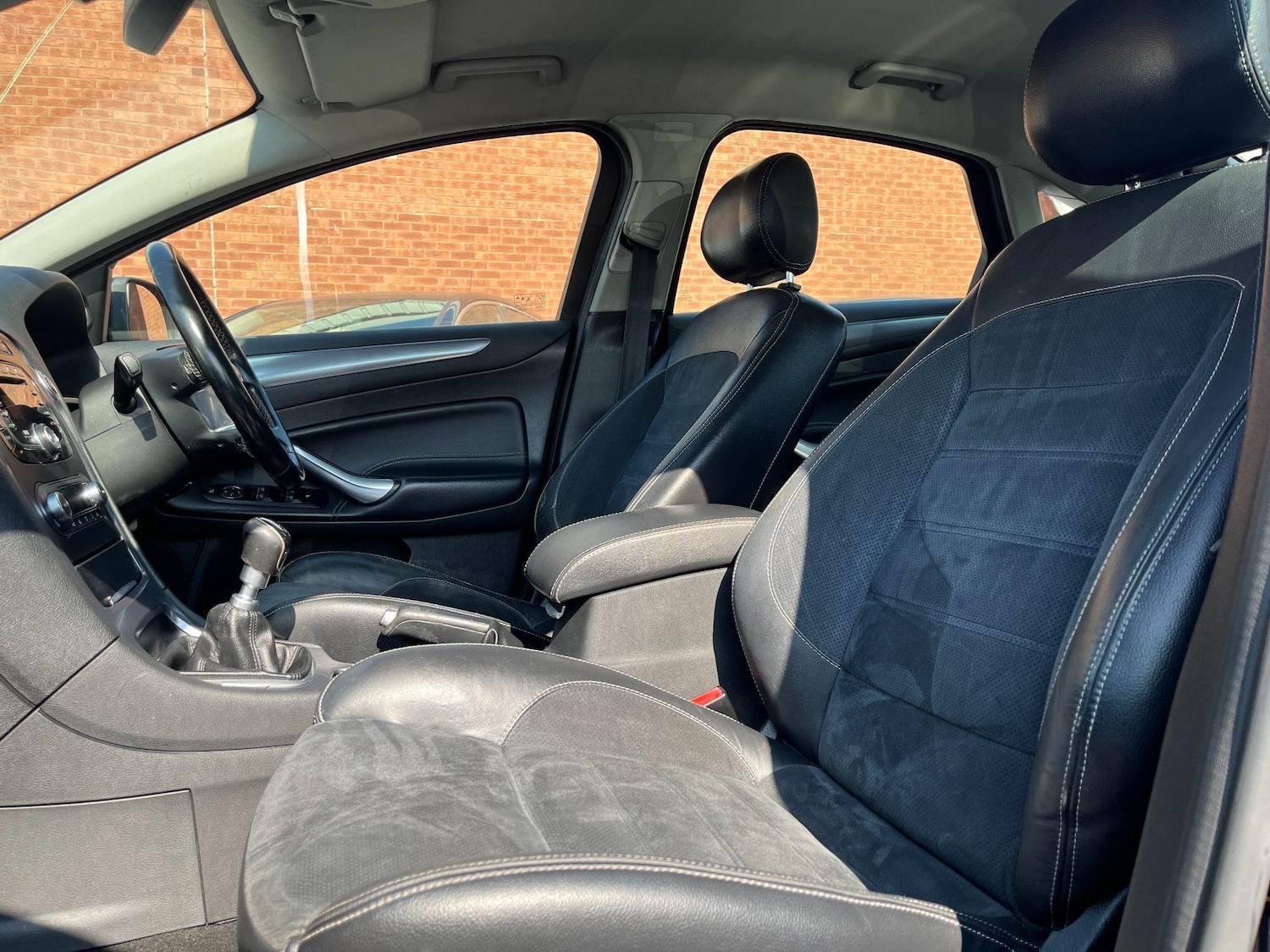 Used Ford Mondeo 2011 for sale - 76991025: Photo 13