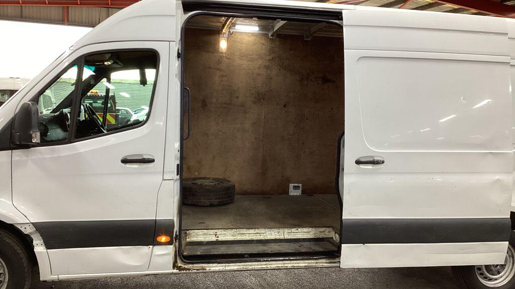 Used Mercedes-Benz Sprinter 2022 for sale - 77598896: Photo 8