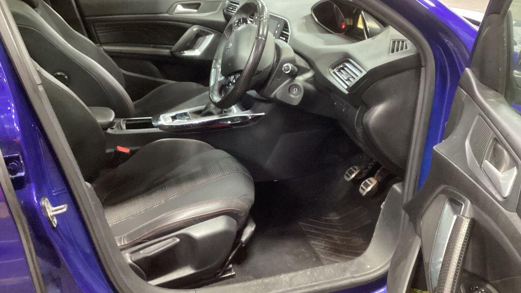 Used Peugeot 308 2018 for sale - 76975813: Photo 11