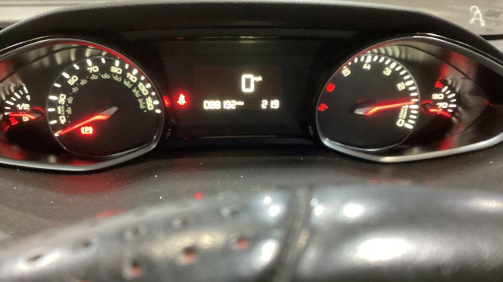 Used Peugeot 308 2018 for sale - 76975813: Photo 12