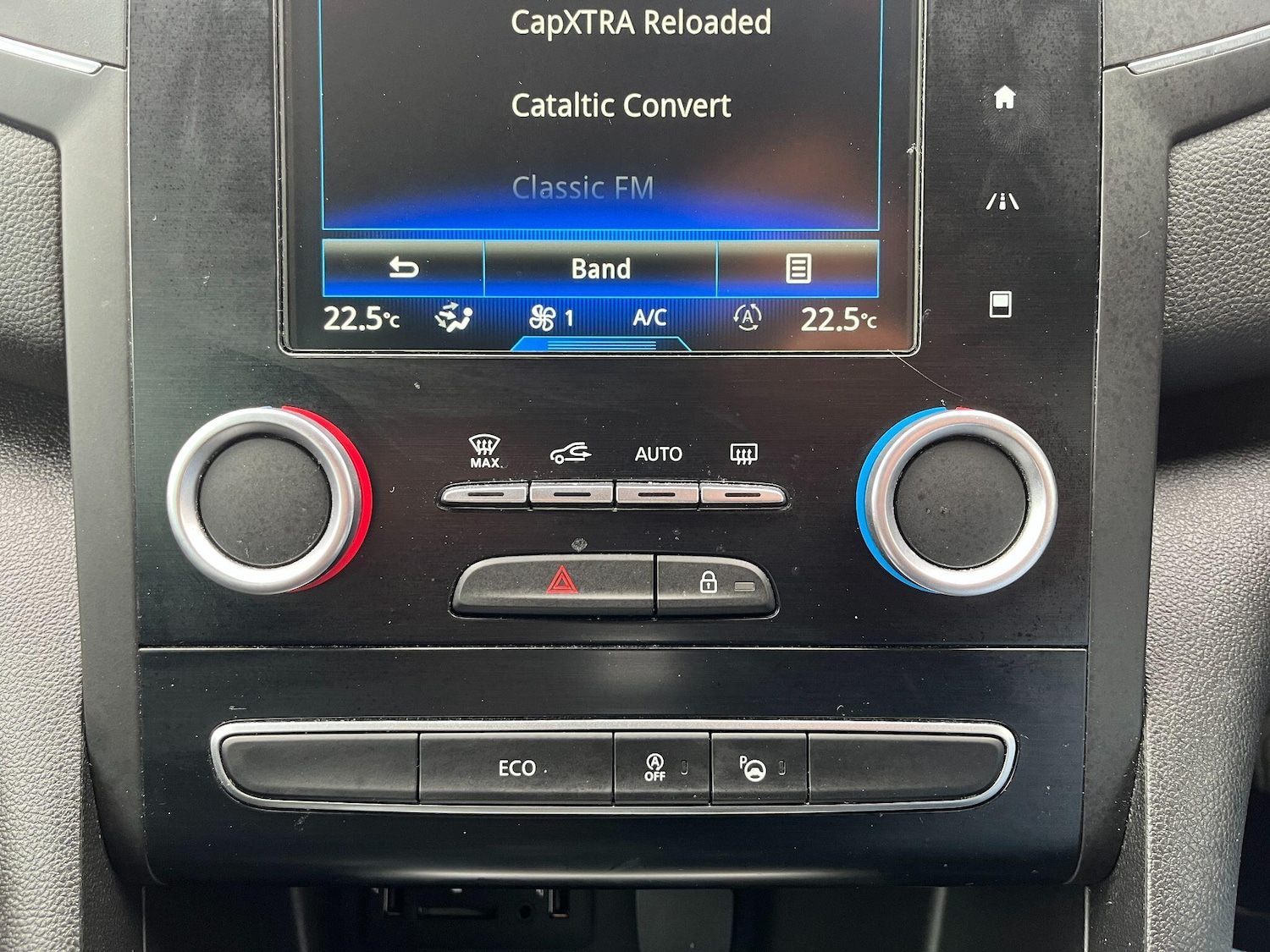 Used Renault Megane 2017 for sale - 76801728: Photo 31