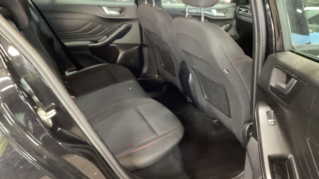 Used Ford Focus 2019 for sale - 76994708: Photo 10