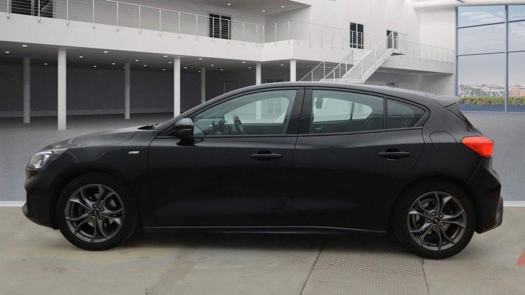 Used Ford Focus 2019 for sale - 76994708: Photo 8