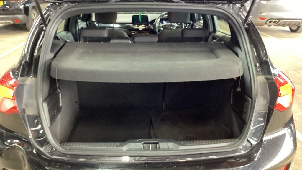 Used Ford Focus 2019 for sale - 76994708: Photo 9