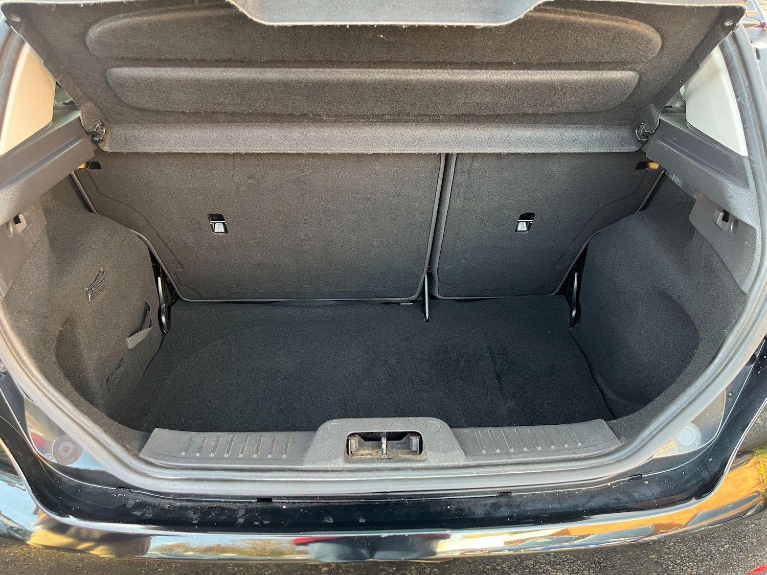 Used Ford Fiesta 2014 for sale - 76572294: Photo 12