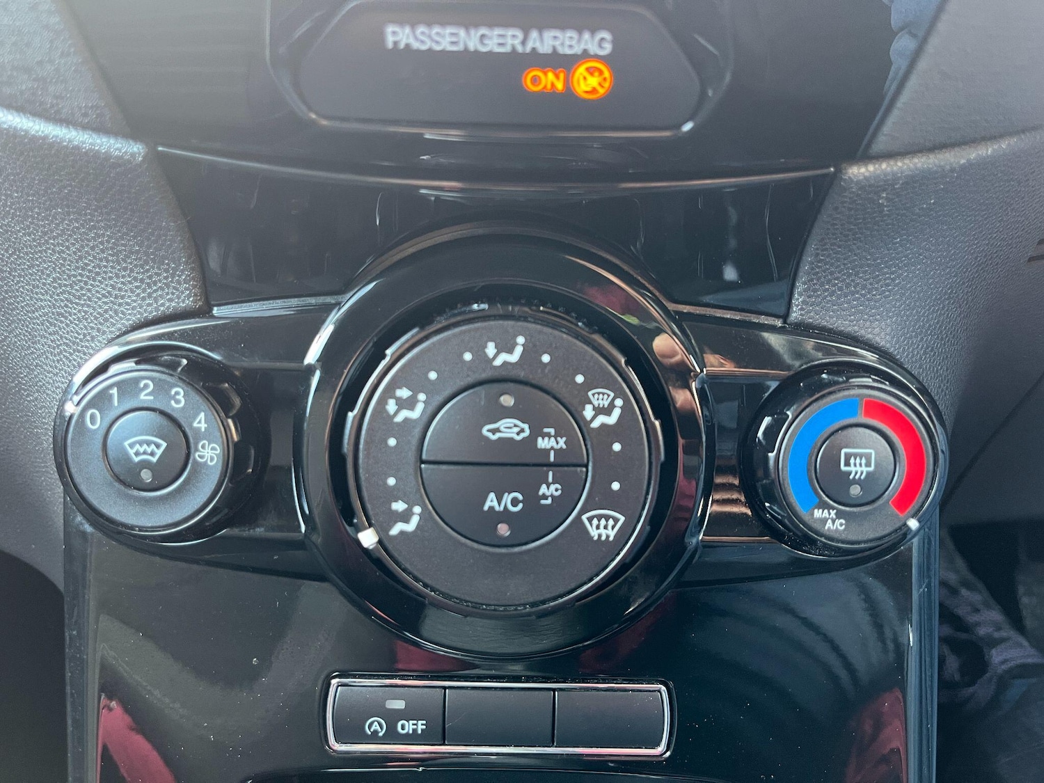 Used Ford Fiesta 2014 for sale - 76572294: Photo 26