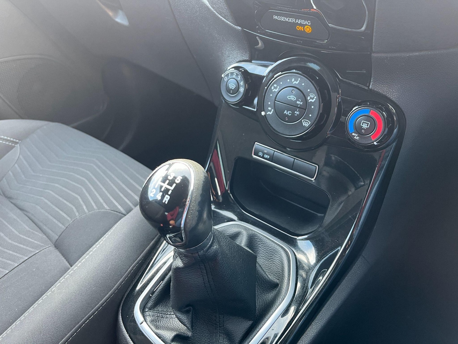 Used Ford Fiesta 2014 for sale - 76572294: Photo 27