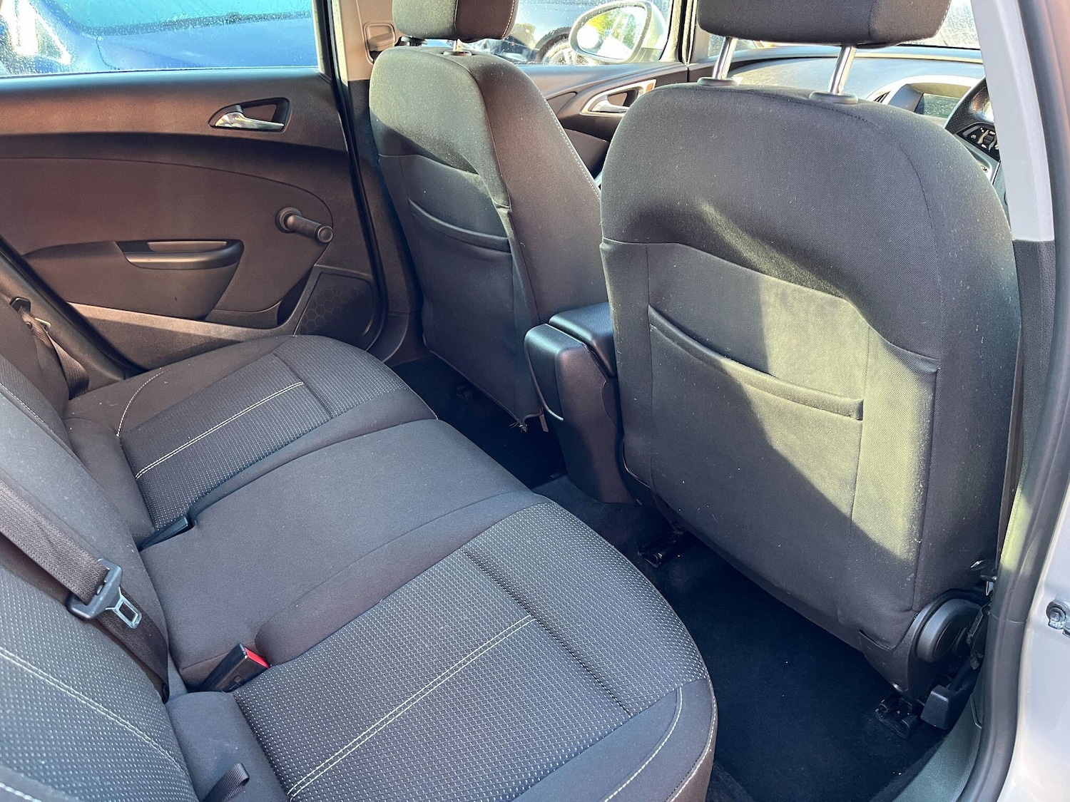 Used Vauxhall Astra 2013 for sale - 76989872: Photo 12