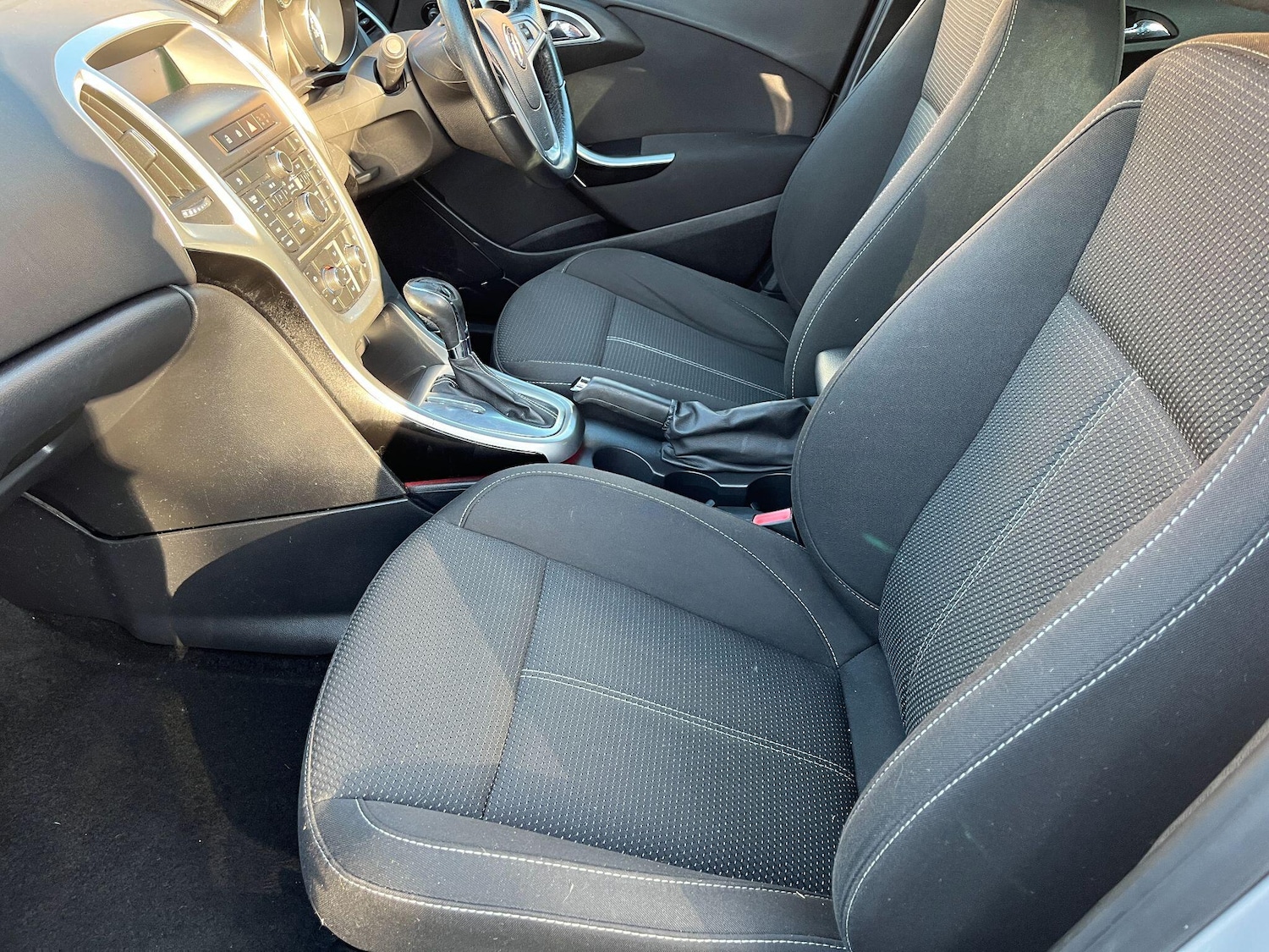 Used Vauxhall Astra 2013 for sale - 76989872: Photo 17