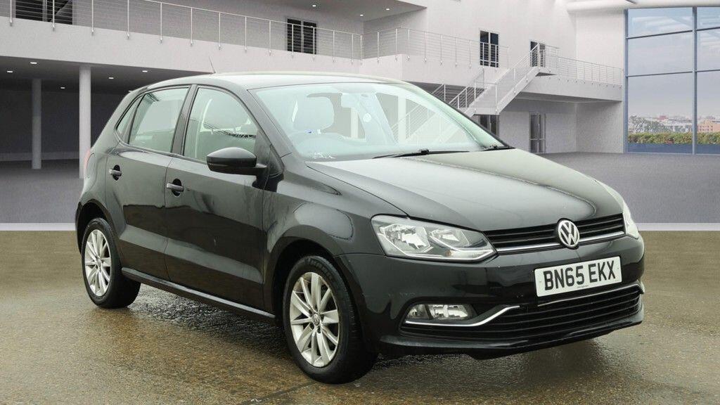 Used Volkswagen Polo 2015 for sale - 77279142: Photo 1