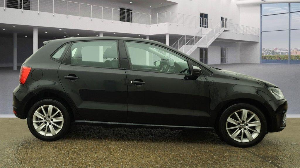 Used Volkswagen Polo 2015 for sale - 77279142: Photo 5