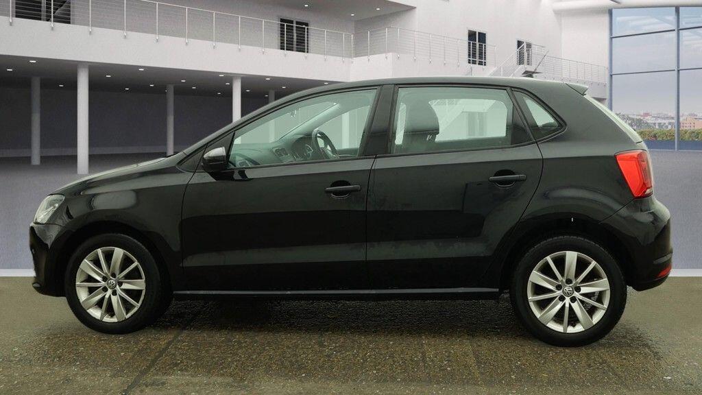 Used Volkswagen Polo 2015 for sale - 77279142: Photo 6