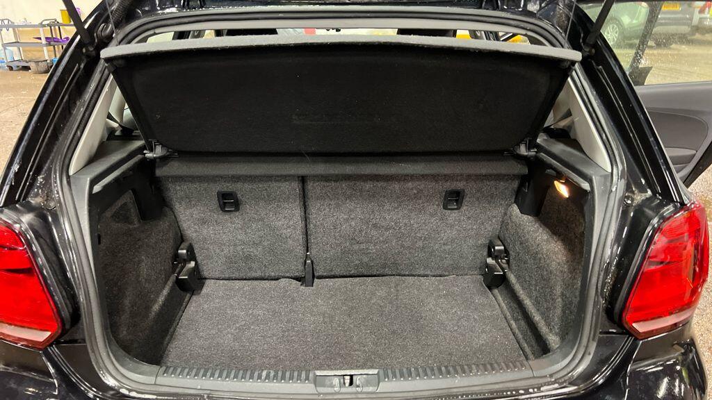 Used Volkswagen Polo 2015 for sale - 77279142: Photo 7