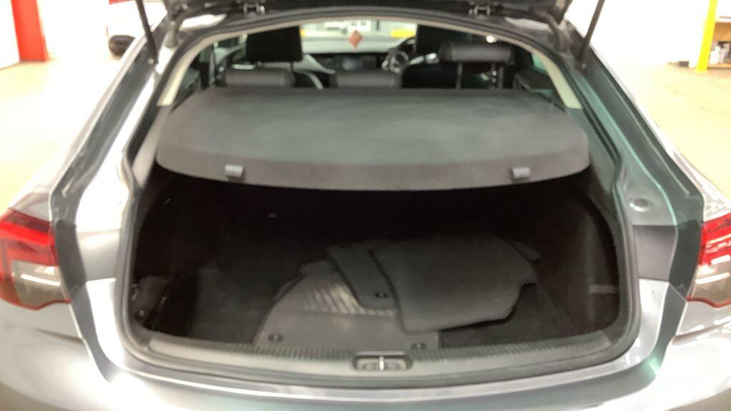 Used Vauxhall Insignia 2018 for sale - 78184519: Photo 9