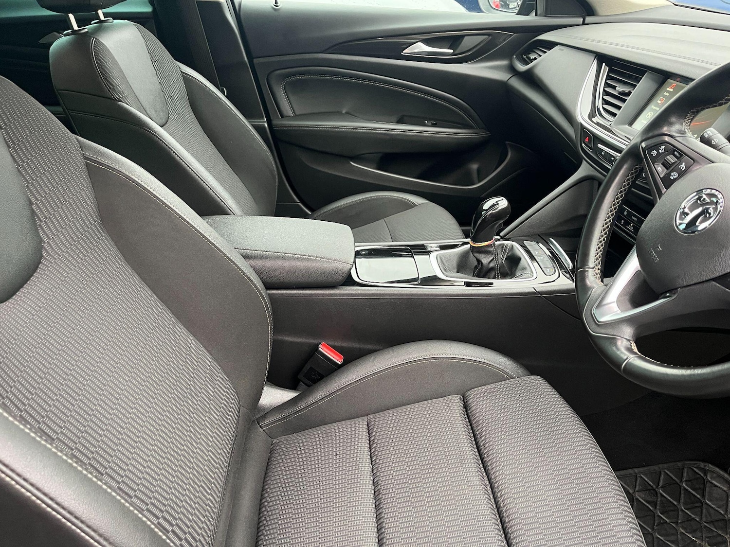 Used Vauxhall Insignia 2017 for sale - 77040410: Photo 11