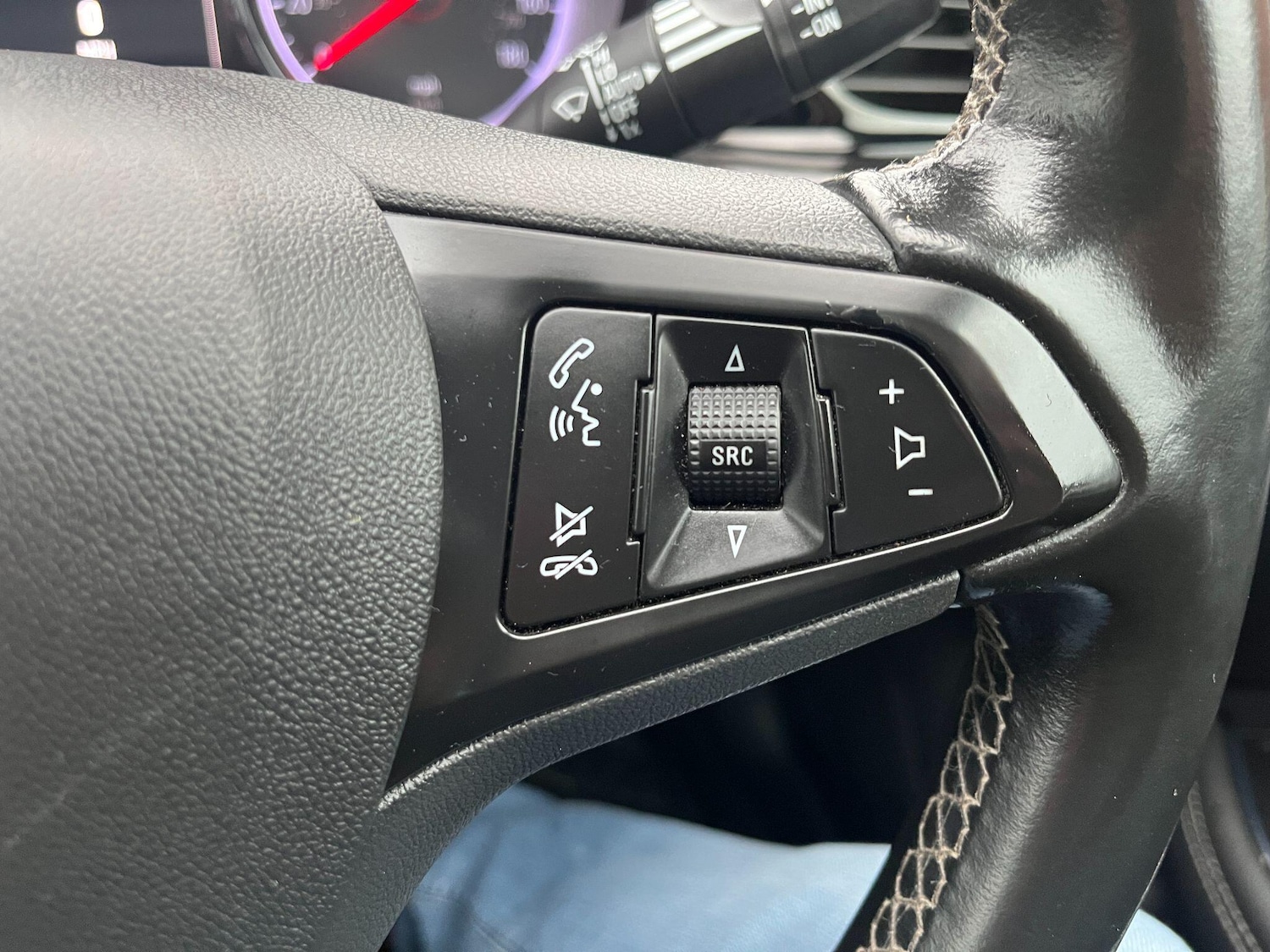 Used Vauxhall Insignia 2017 for sale - 77040410: Photo 25