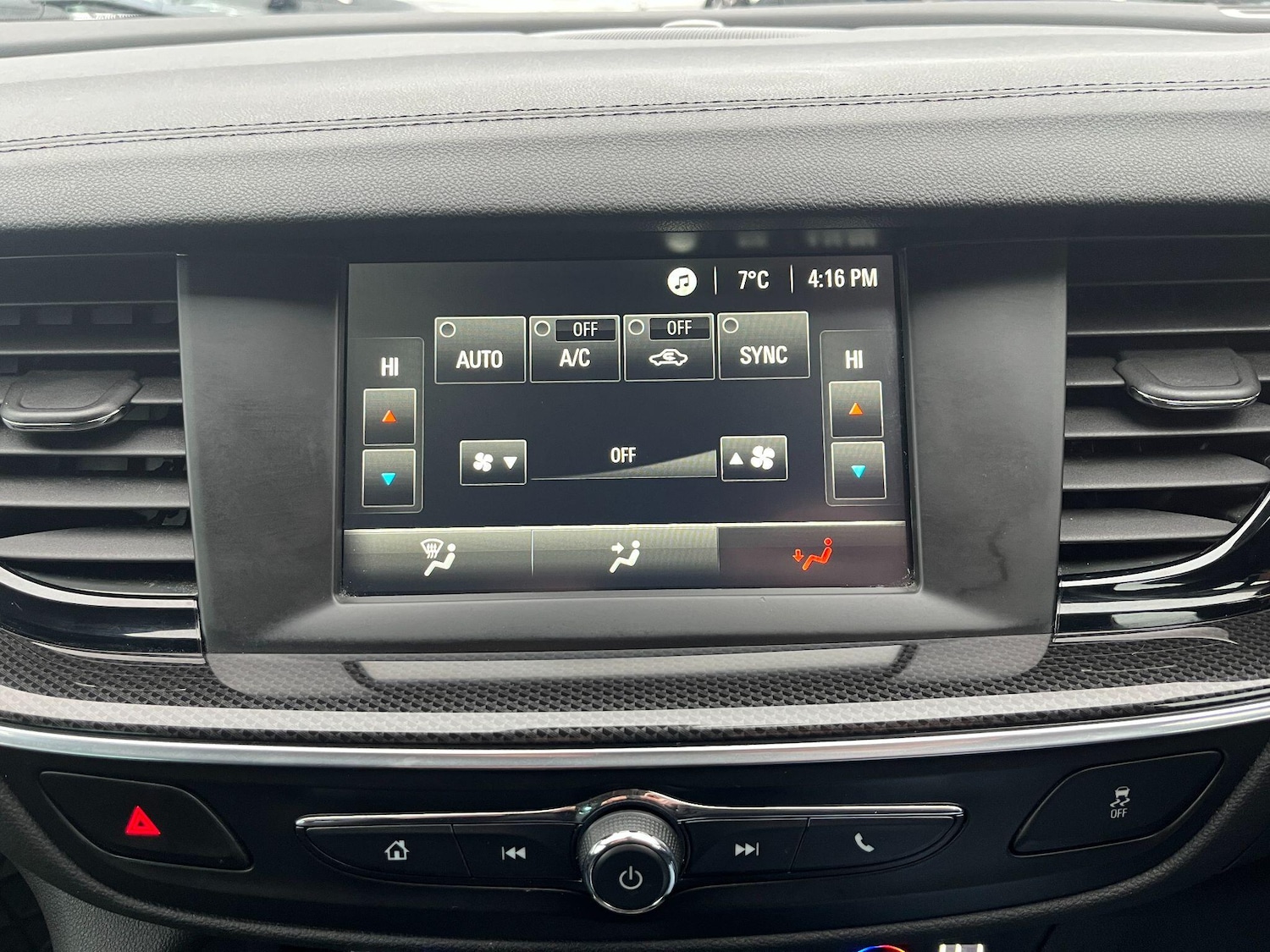 Used Vauxhall Insignia 2017 for sale - 77040410: Photo 29