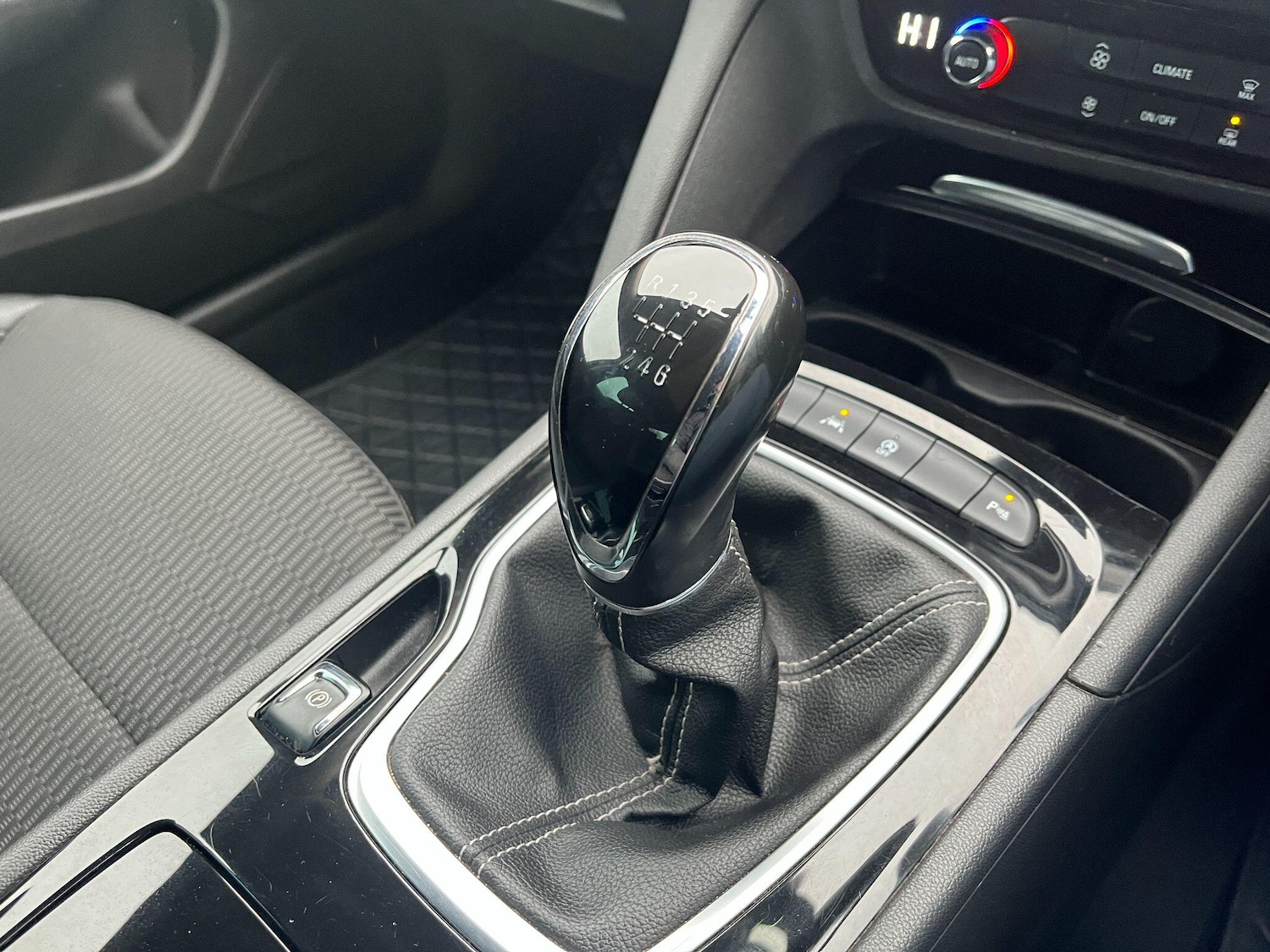 Used Vauxhall Insignia 2017 for sale - 77040410: Photo 34