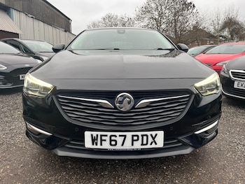 Used Vauxhall Insignia 2017 for sale - 77040410: Photo